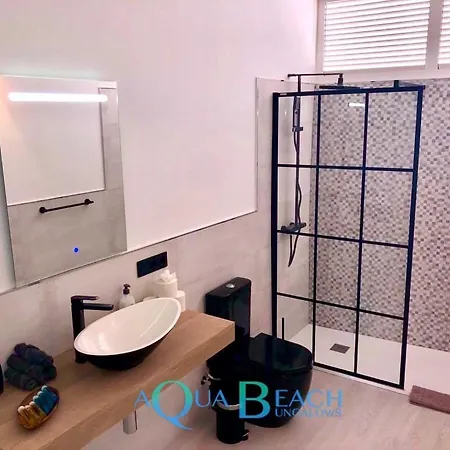 Apartment Aqua Beach Bungalows - Gay Men Only
