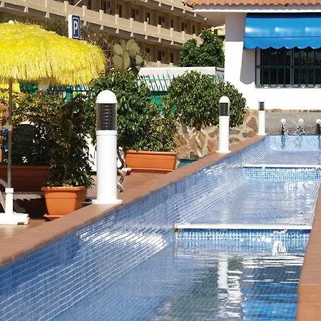 Aqua Beach Bungalows - Gay Men Only